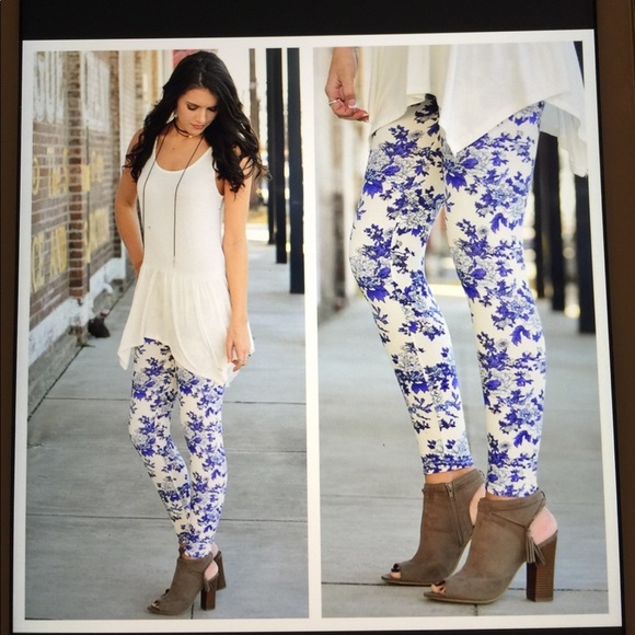 Infinity Raine Pants - Infinity Raine print Leggings